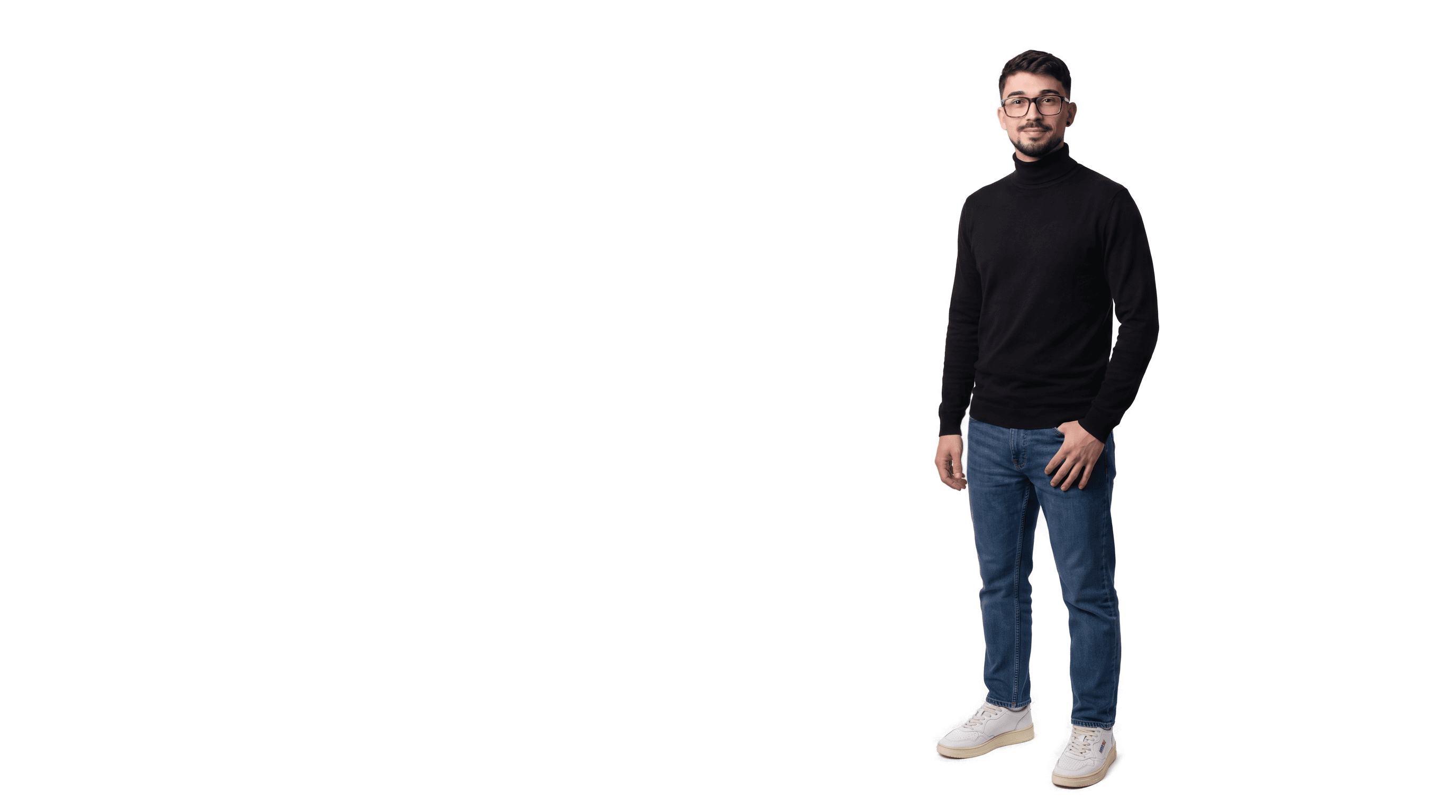 Luca Bosso a figura intera, dolcevita nero, jeans e sneakers bianche